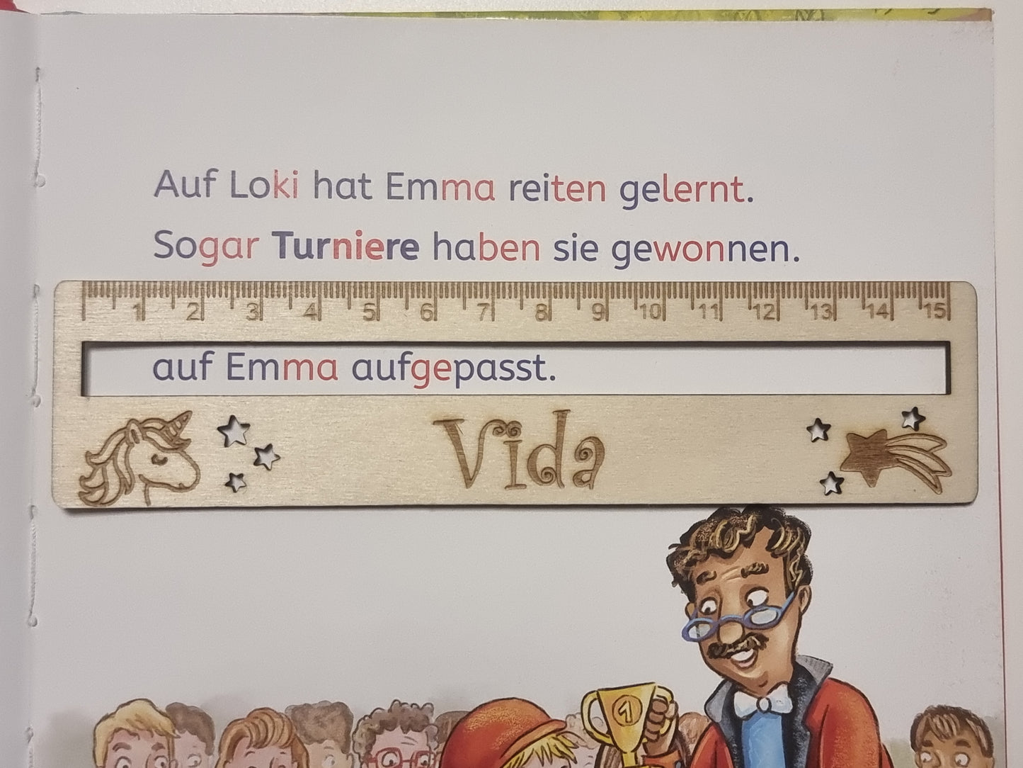 Holz-Lineal klassisch mit Lesehilfe
