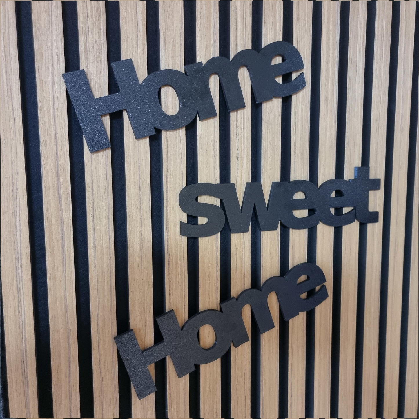 3D-Schriftzug für Akustikpaneele
